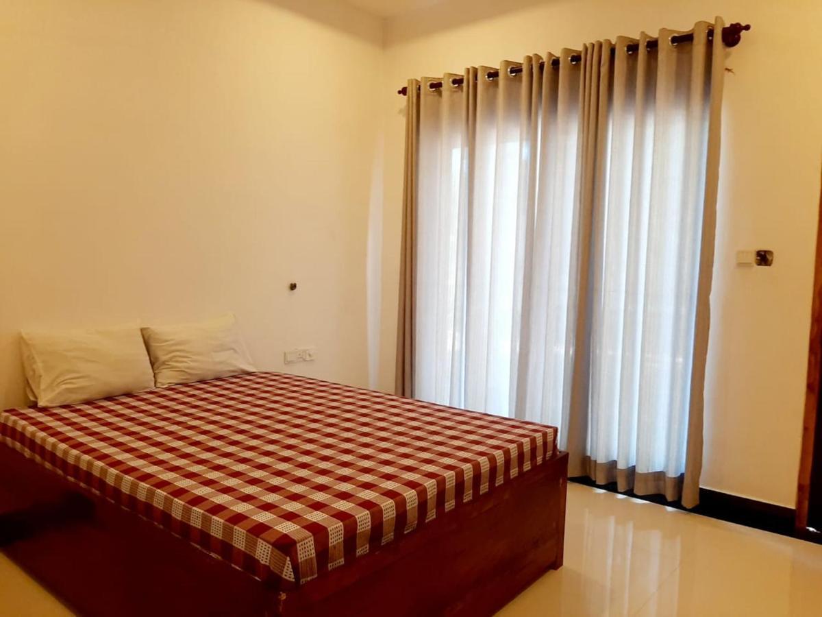 Hotel Krish Kalkudah  Exterior photo