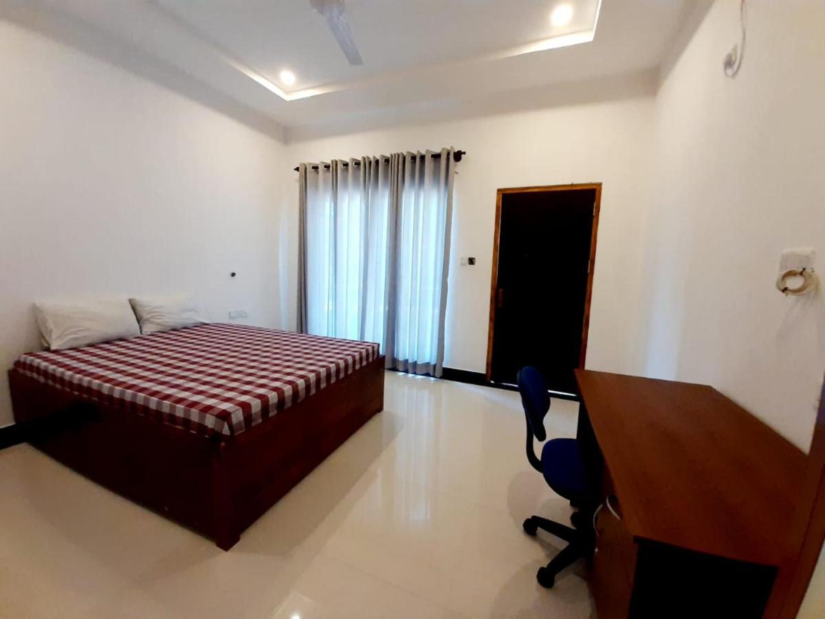 Hotel Krish Kalkudah  Exterior photo