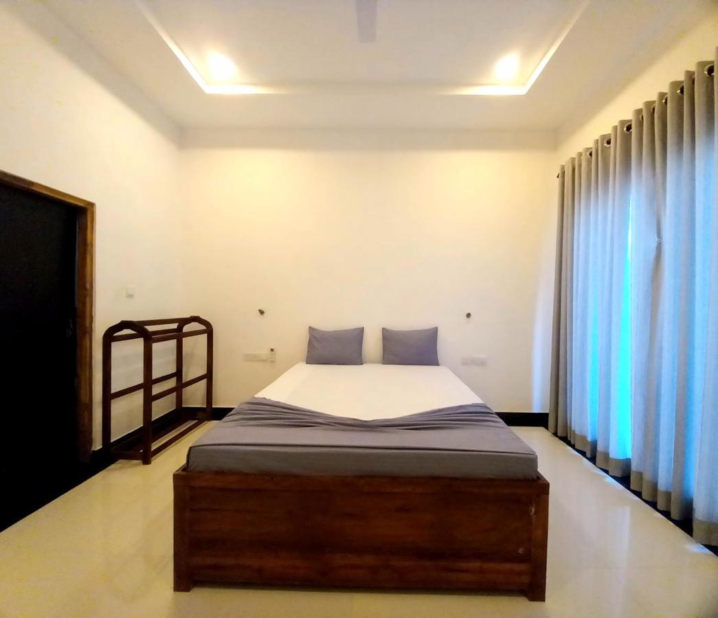 Hotel Krish Kalkudah  Exterior photo